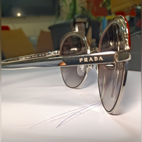 PRADA WOMEN'S SPR54S SUNGLASSES - Picture 5 of 6